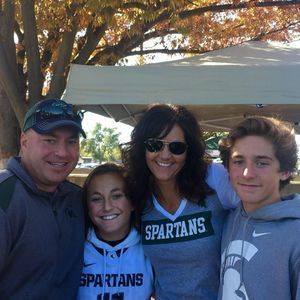 Meet your Posher, Renee